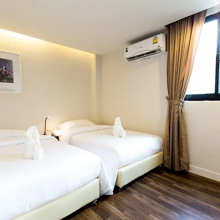 Metro Hotel