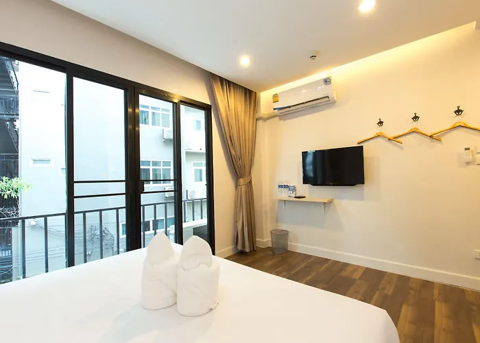 Metro Hotel 3*