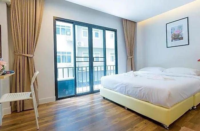 Hotel Metro 3*