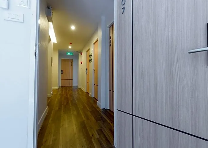 Hotel Metro 3*