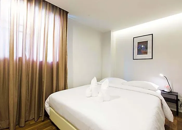 Metro Hotel