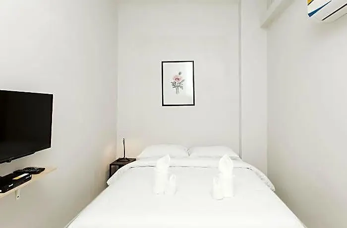 Metro Hotel 3*