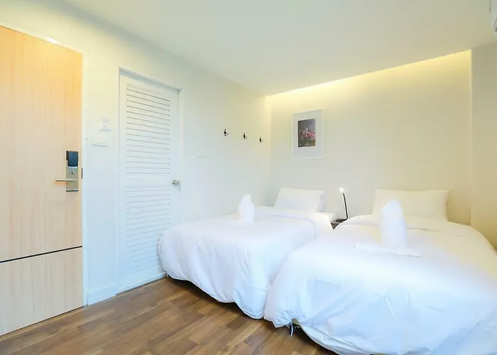 Metro Hotel 3*